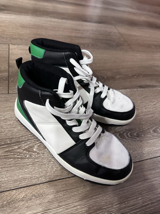 Кросівки для хлопчика на вузьку ногу