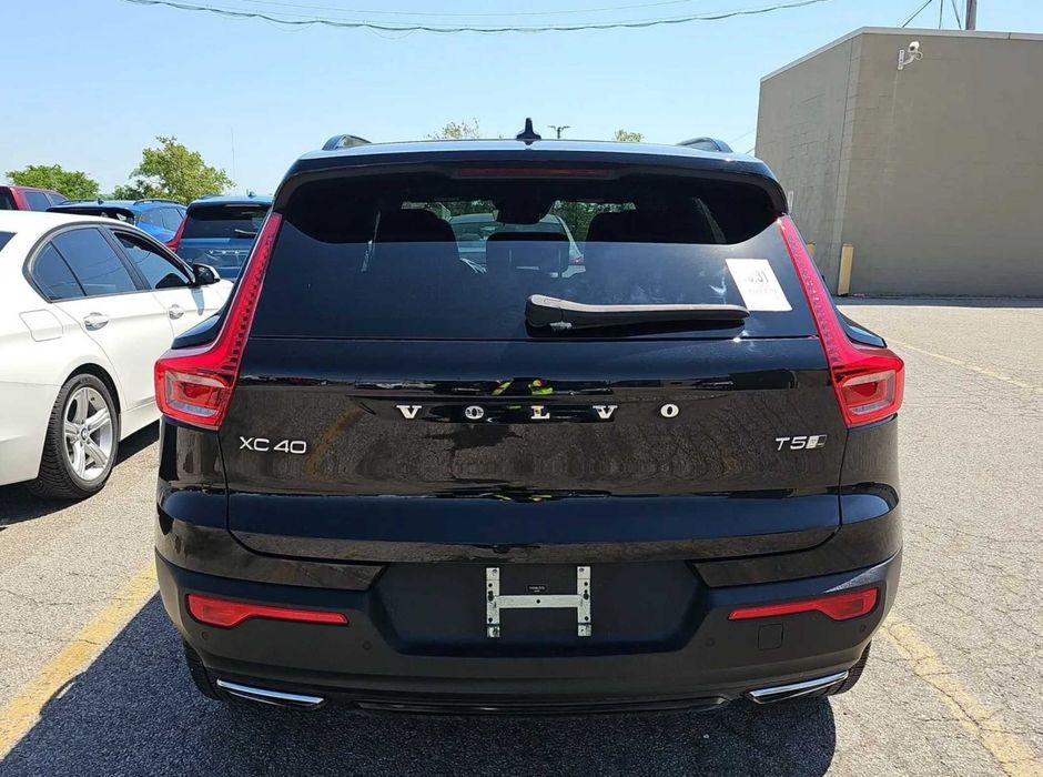 Volvo XC 40 T5 Бампер задній передній Вольво