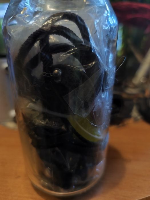 Słoik z biżuterią