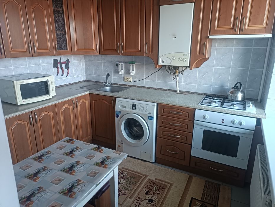 Двокімнатна квартира з індивідуальним опаленням, ЦЕНТР