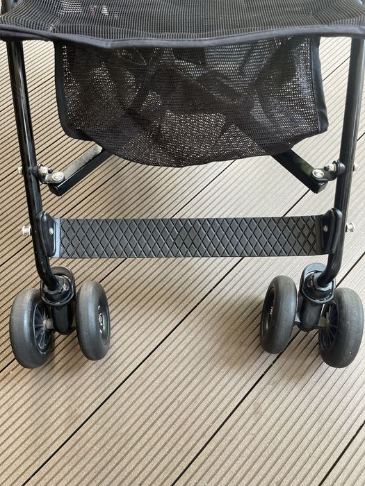 Суперлегка коляска-тростина Maclaren Volo Black