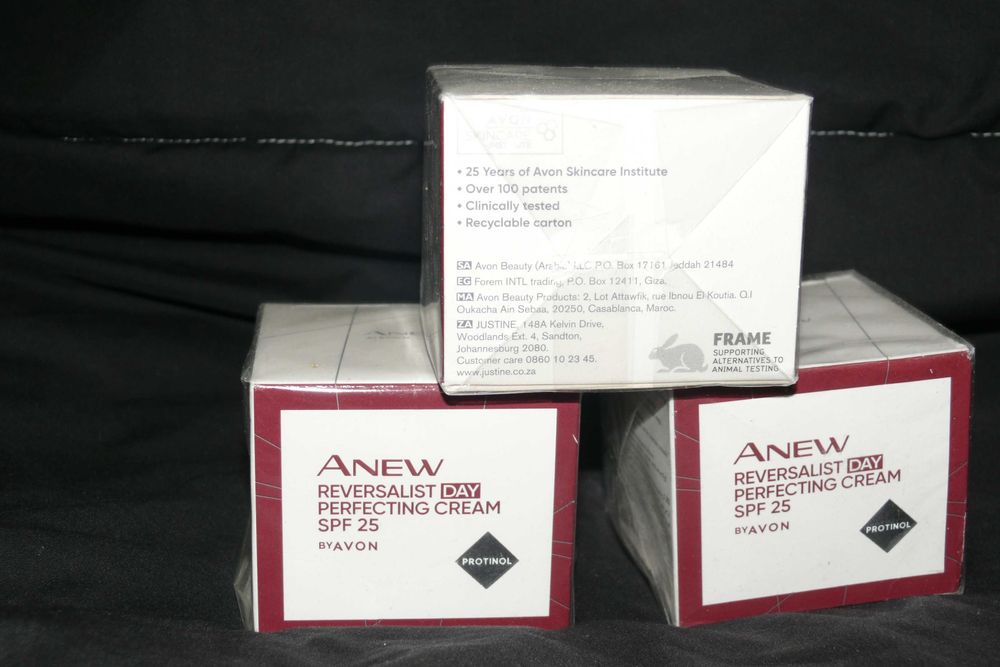 Avon - Anew Reversalist Creme de Dia FPS 25