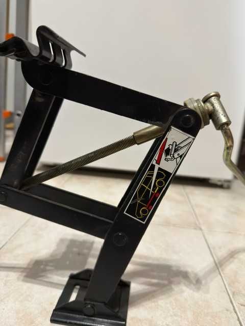 Macaco para automóvel