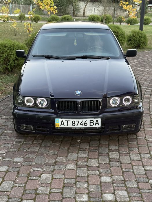 Продам BMW 3 E36