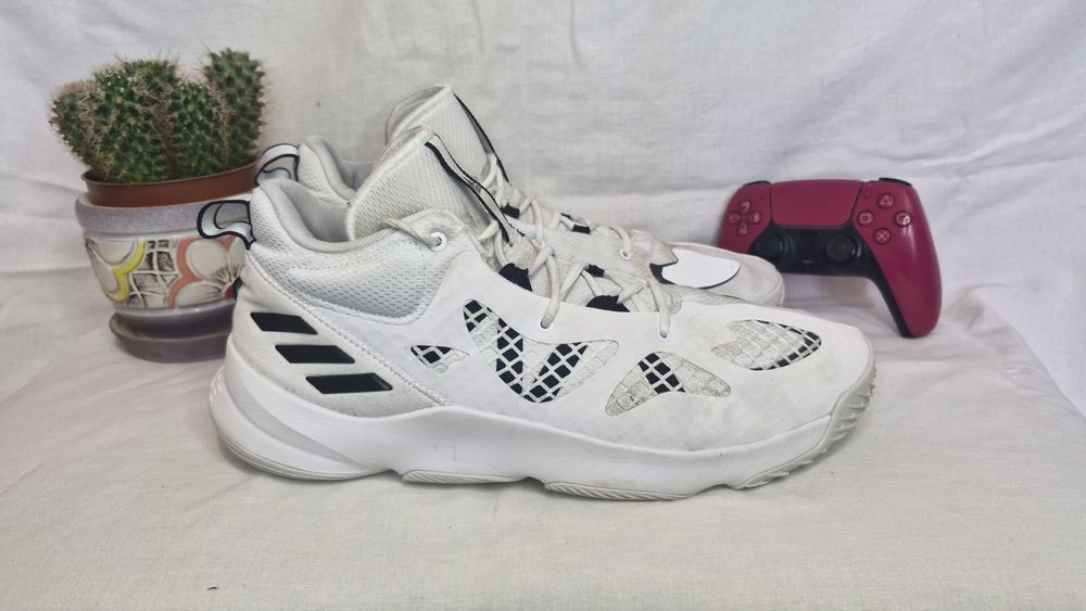 Кросівки Adidas Pro.Розмір 50