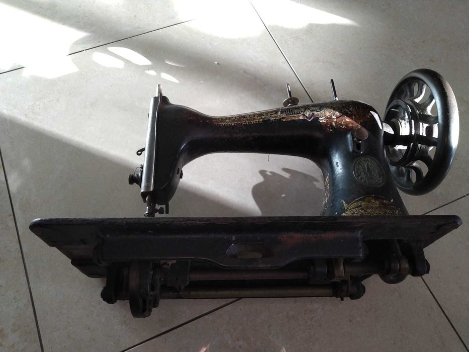 Máquina de costura Singer