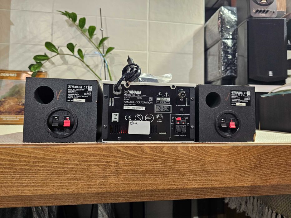 Hi-Fi система Yamaha MCR-040 USB, Audio CD, MP3 CD та WMA CD