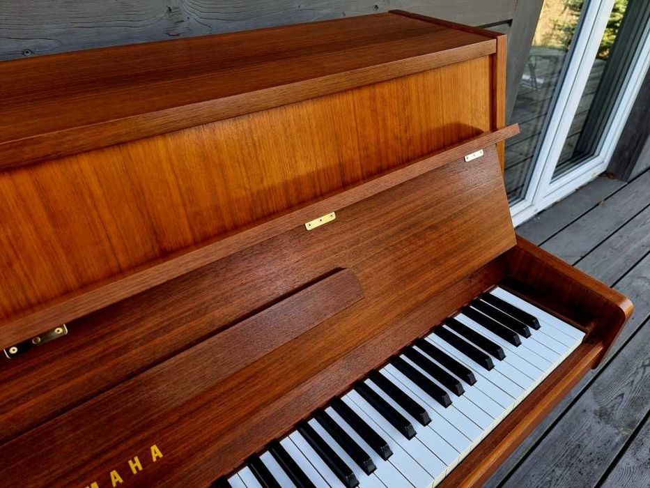 Pianino YAMAHA 104cm 1979r BRĄZOWY PÓŁMAT moderator