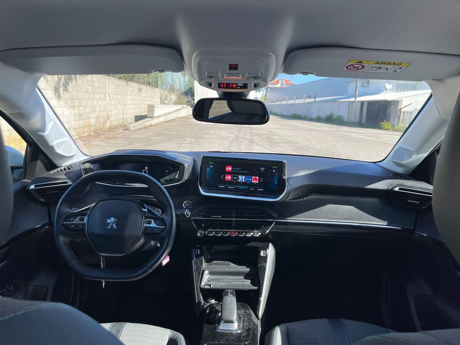 Peugeot e-208 allure 2020