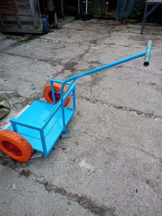 Wózek niskopodłogowy do przewozu donic itp.