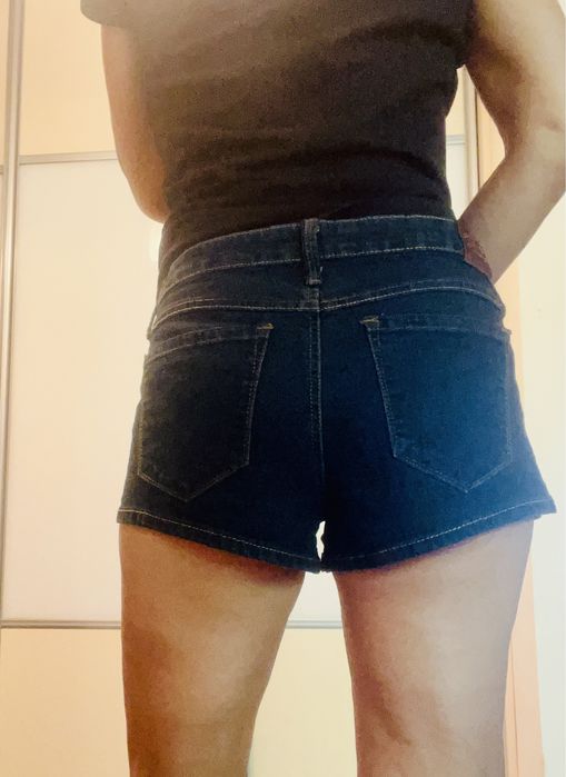 Festiwalowe krotkie elastyczne spodenki jeans