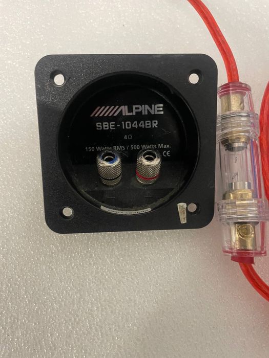 Підсилювач та сабвуфер