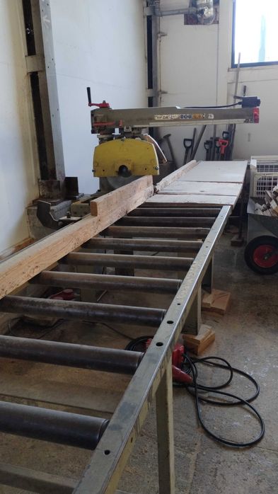 Pilarka ramieniowa piła poprzeczna radialna Rema DMNE