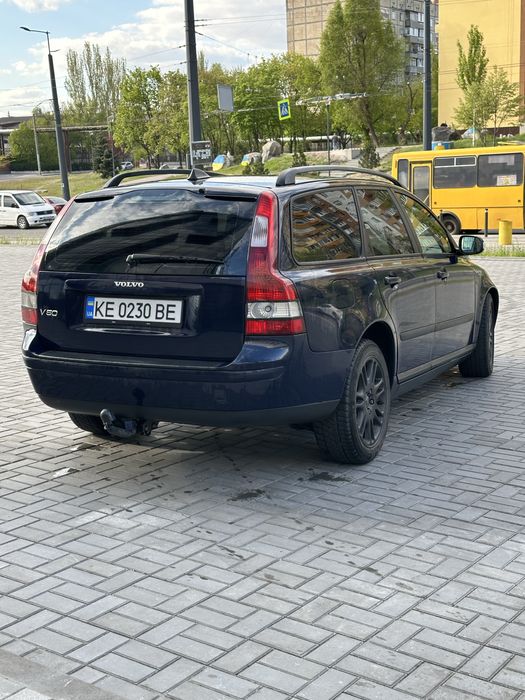 Вольво v50 1.6d