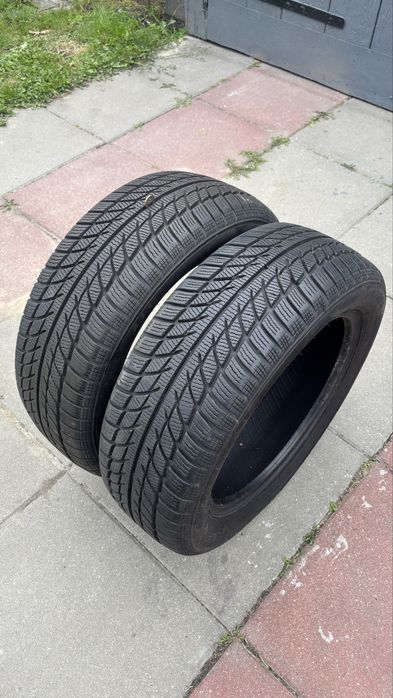 Opony GoodRide zimowe 205 55 16 super stan