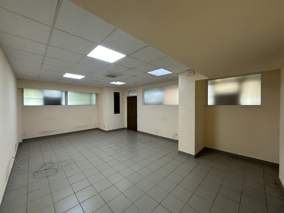 **ЦЕНТР!Світло Завжди! ЦУМ Оренда 35 кв.м. Бізнес Центр