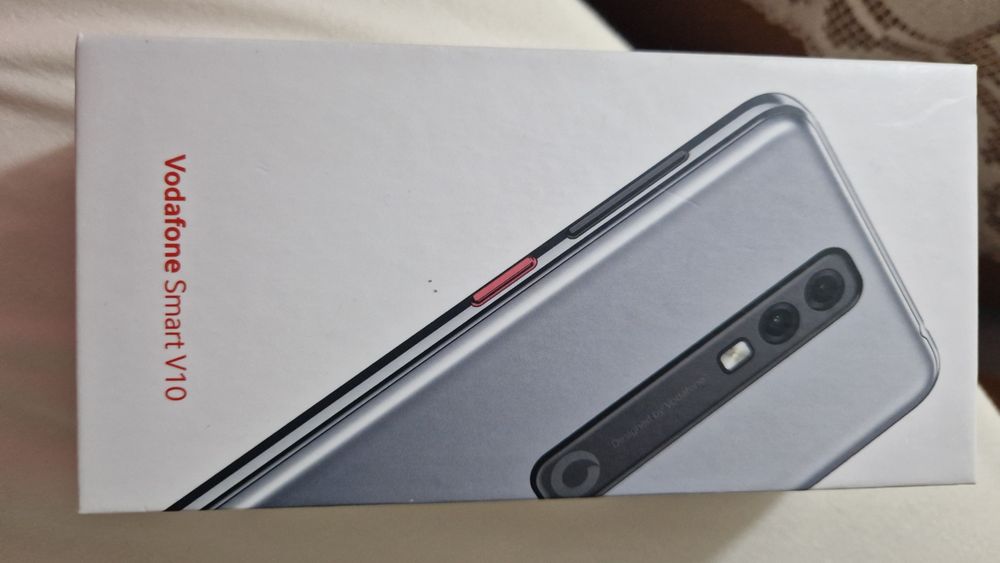 Vodafone smart V10