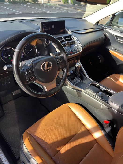 Lexus NX 300h Executive Plus475938457797283847