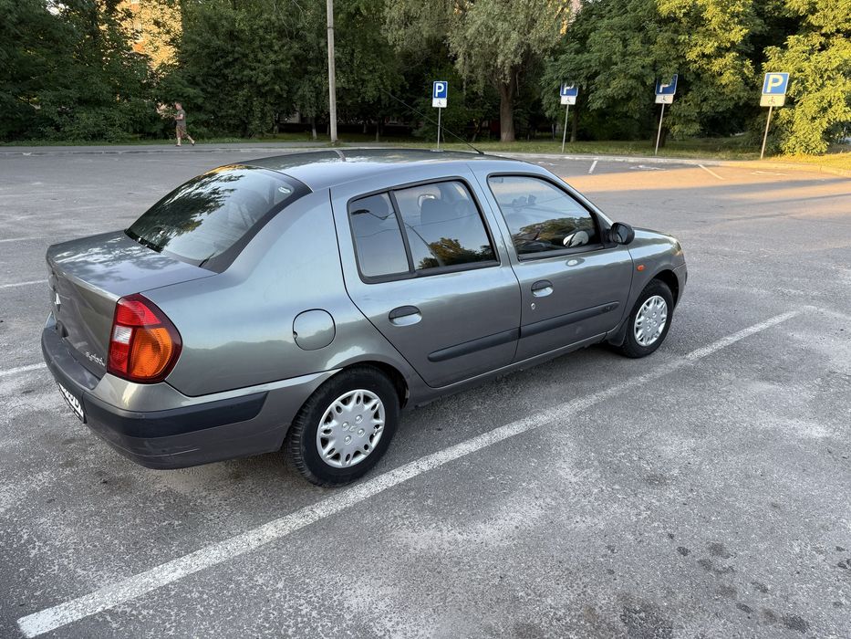 Renault Symbol — економне авто з ГБО, ідеальний варіант для міста