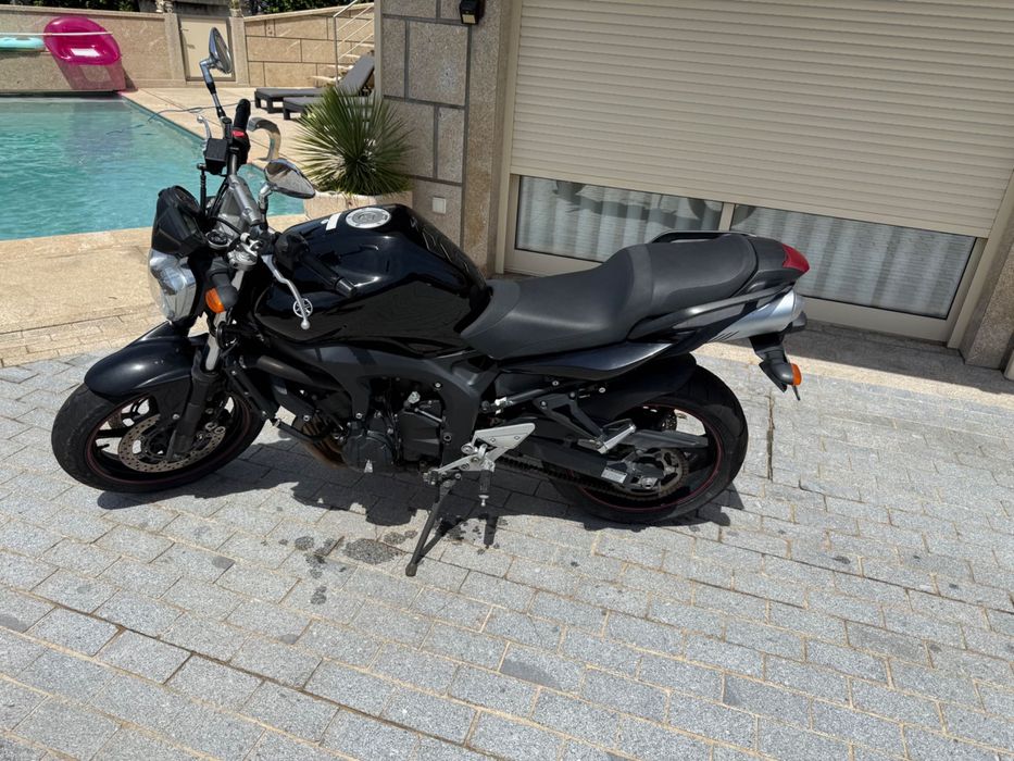 Vendo yamaha FZ6