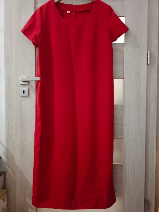 Sukienka damska rozmiar 48 elegancka, klasyczny fason