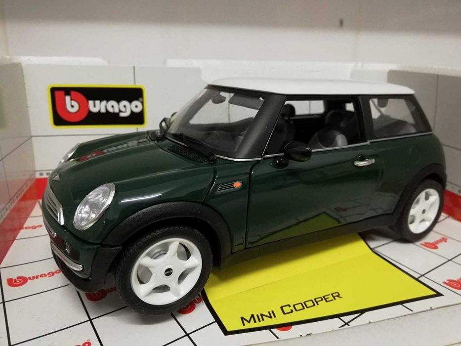 Mini Cooper Carro da Burago Escala 1/18 - Ano 2000