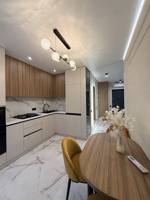 Здаю 1 кімнатну квартиру в центрі міста ЖК Family Plaza