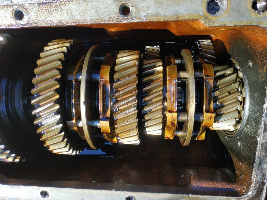 Редуктор ЗИЛ 130, коробка.