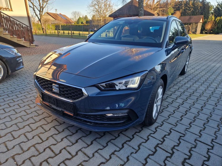 Seat Leon Seat Leon uszkodzony tył tylko 3 tys. km
