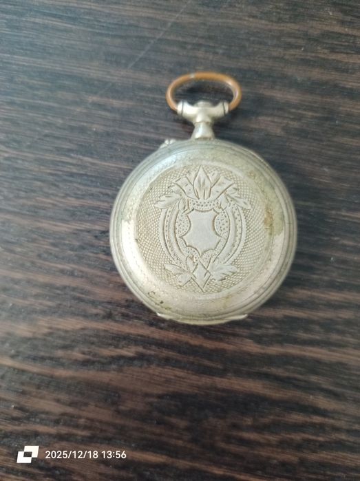 Старовинний годинник