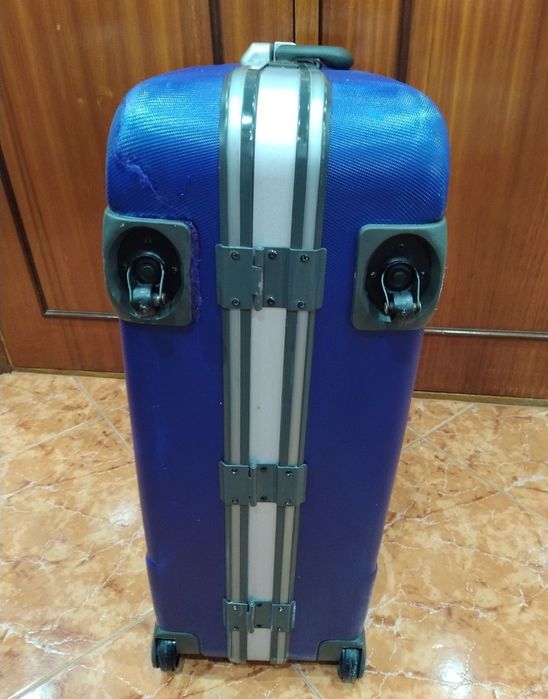 Mala malas de porão até 23 kg viagem casa quarto apartamento vivenda.