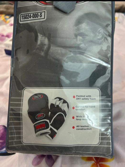 Rekawice grapplingowe do MMA