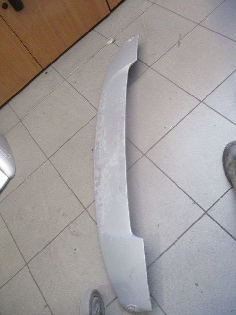Spoiler / aileron da tampa da mala HYUNDAI Matrix (FC)