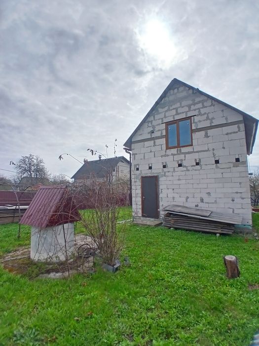 Продаж добротного будинку