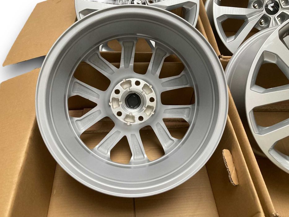 Felgi ALUMINIOWE 17 Renault Kadjar Koleos Clio NOWE