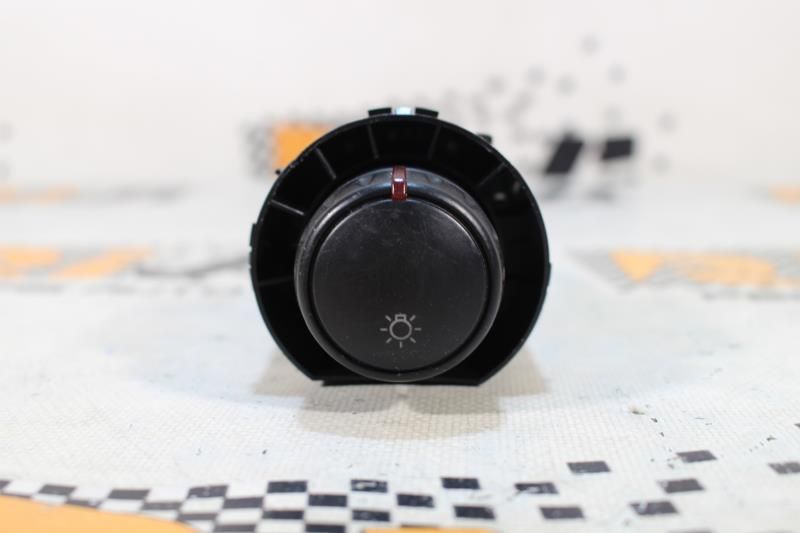 Botão / interruptor de luzes SEAT Leon (1P1)
