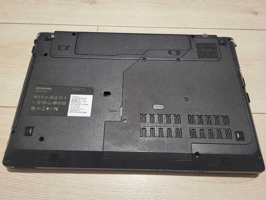 Lenovo g575/AMD-1.3 GHz/DDR3-8GB/SSD-128 Gb/15,6" HD (1366*768)