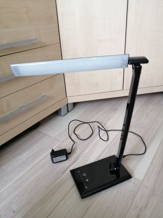 Lampka LED firmy Livarno.