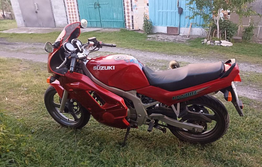 Мотоцикл Suzuki gs 500e