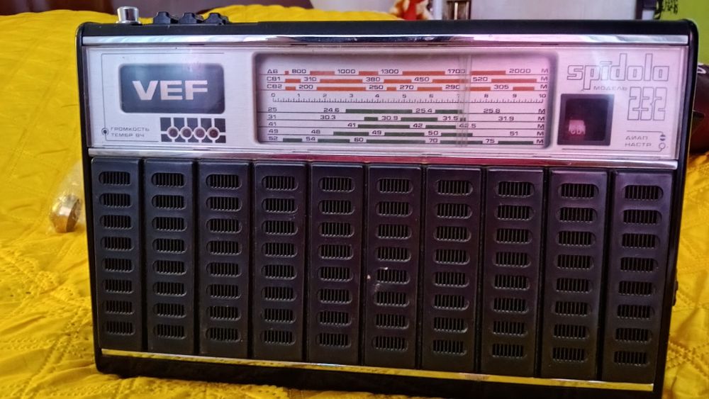 Продам РадиоПриемник VEF-232 в ідеальному и рабочем состоянии