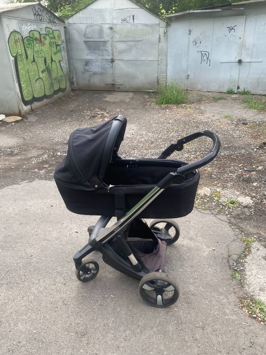Дитяча коляска 3в1