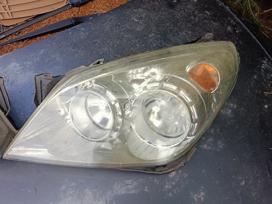 Komplet lamp przód astra h lift h7