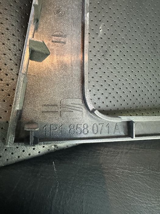 Штатна магнітола Volkswagen / Skoda / Seat (RCD 310) — Оригінал, чудовий стан!