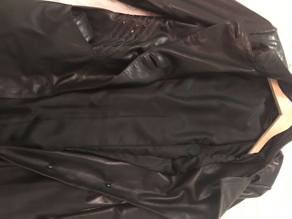 Продам шкіряний плащ