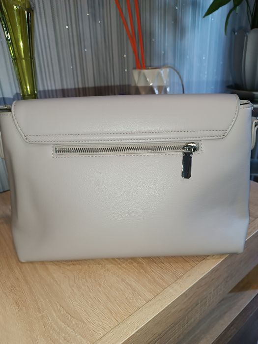 Женская сумка светлая