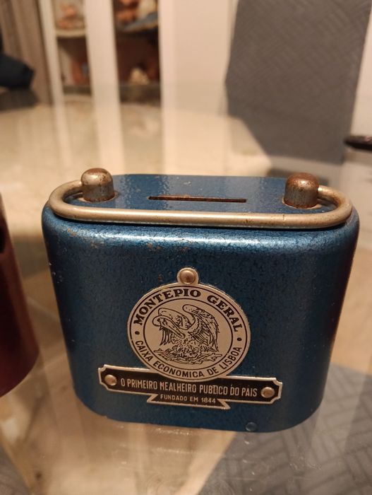 Mealheiros Montepio geral