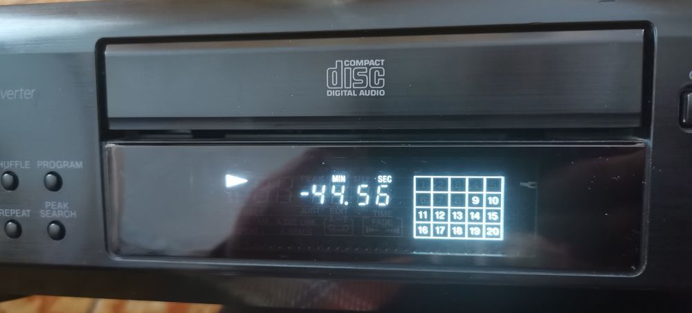 Sony CD Player M-205