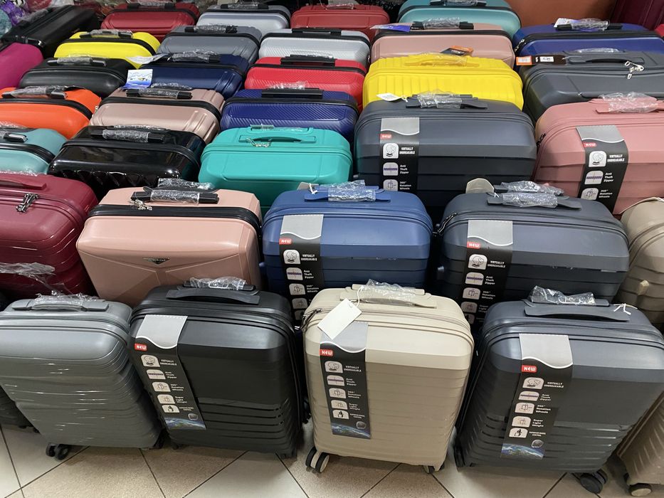 Malas de Viagem Fibra/Plastico