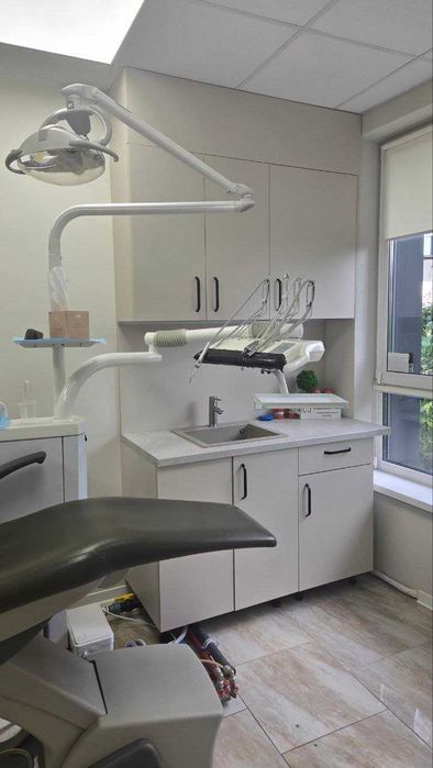 Меблі для стоматології в Києві та Києвській області