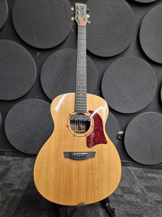 Garrison GGC40 - gitara akustyczna OM, struny Martin lub Taylor